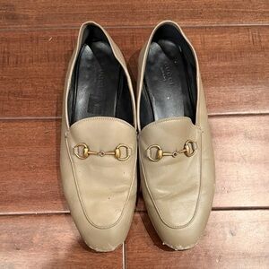 Gucci Women's Beige Leather Loafers